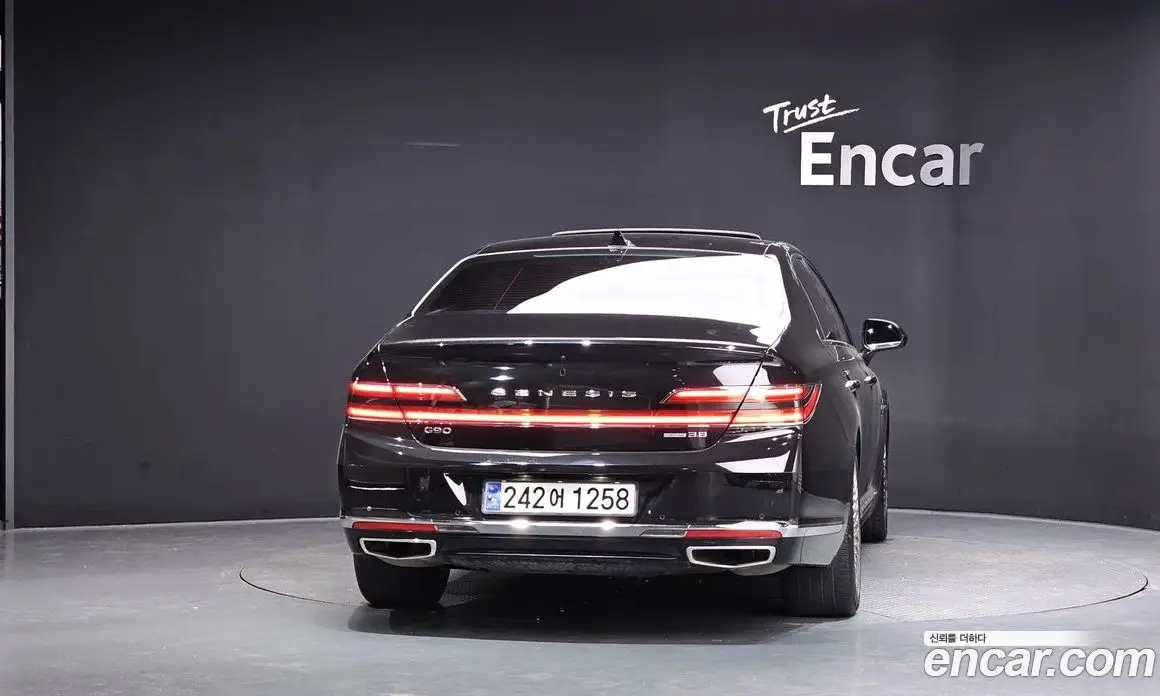 Genesis G90 2019 3.8 автомат (гидро), фото 4 Genesis G90 2019 3.8 автомат (гидро), фото 4