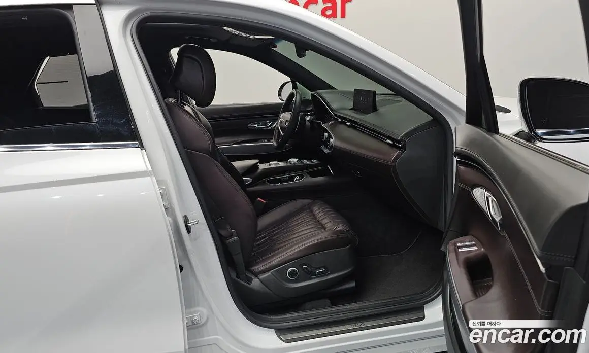 Genesis GV70 2021 2.5 автомат (гидро), фото 16