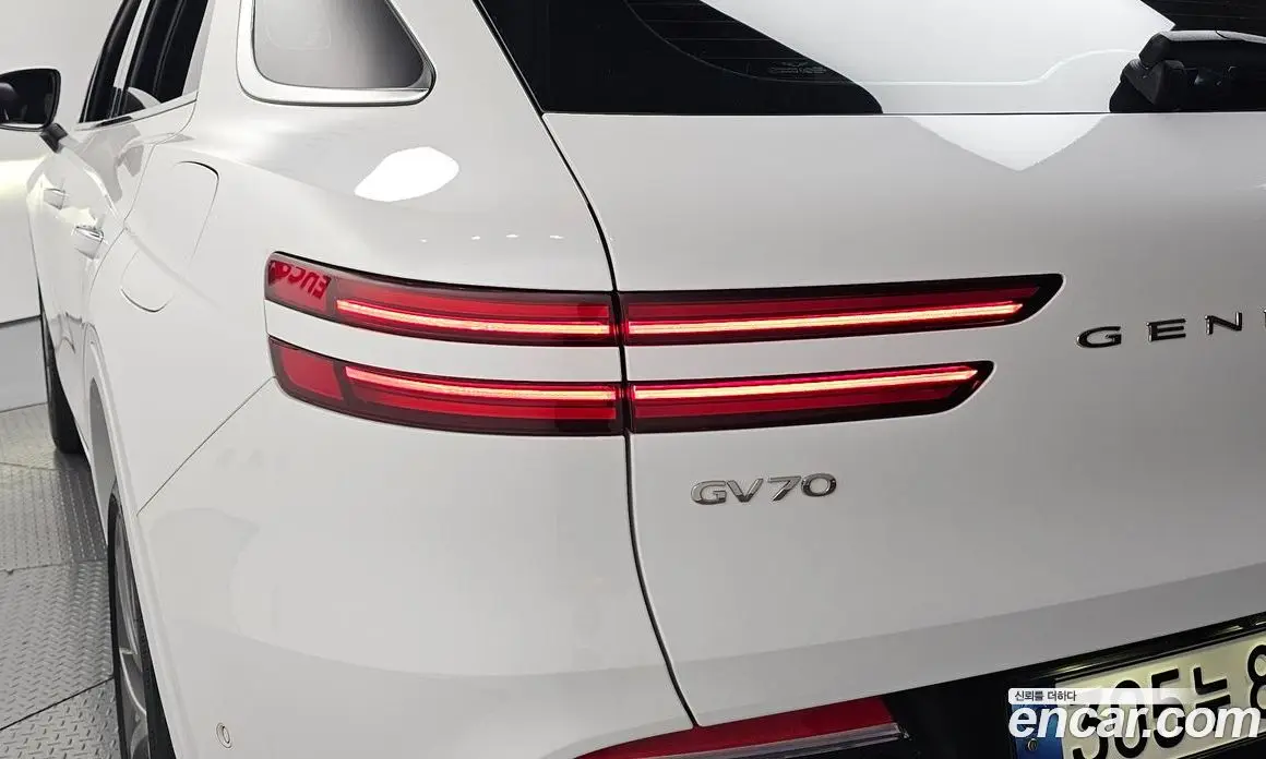 Genesis GV70 2021 2.5 автомат (гидро), фото 9
