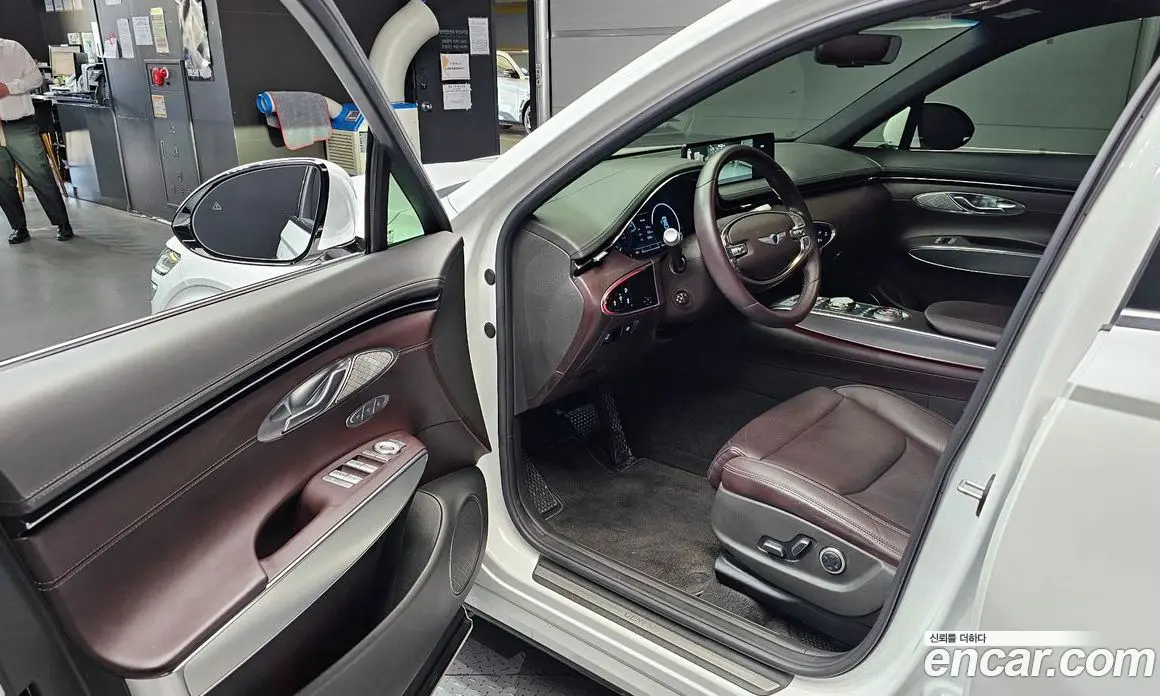 Genesis GV70 2022 2.5 автомат (гидро), фото 13 Genesis GV70 2022 2.5 автомат (гидро), фото 13