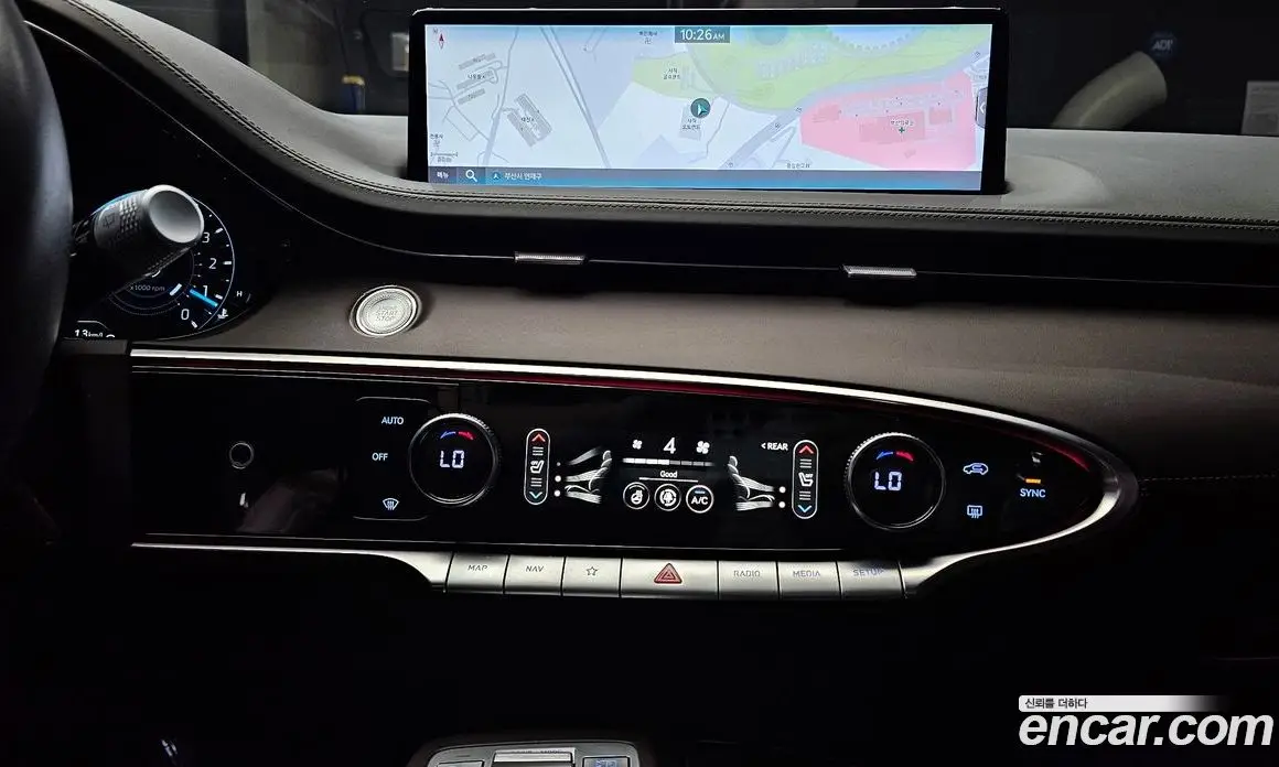 Genesis GV70 2022 2.5 автомат (гидро), фото 20 Genesis GV70 2022 2.5 автомат (гидро), фото 20