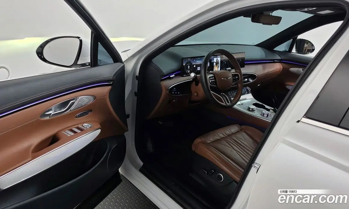 Genesis GV70 2024 2.5 автомат (гидро), фото 13 Genesis GV70 2024 2.5 автомат (гидро), фото 13