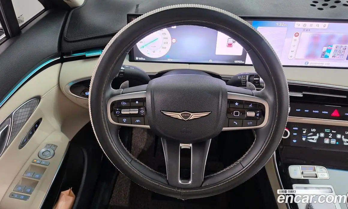 Genesis GV70 2025 2.5 автомат (гидро), фото 19 Genesis GV70 2025 2.5 автомат (гидро), фото 19
