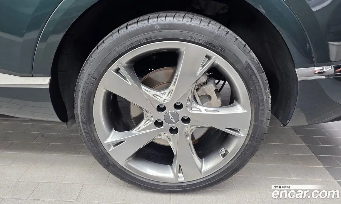 Genesis GV80 2020 2.5 автомат (гидро), фото 7 Genesis GV80 2020 2.5 автомат (гидро), фото 7