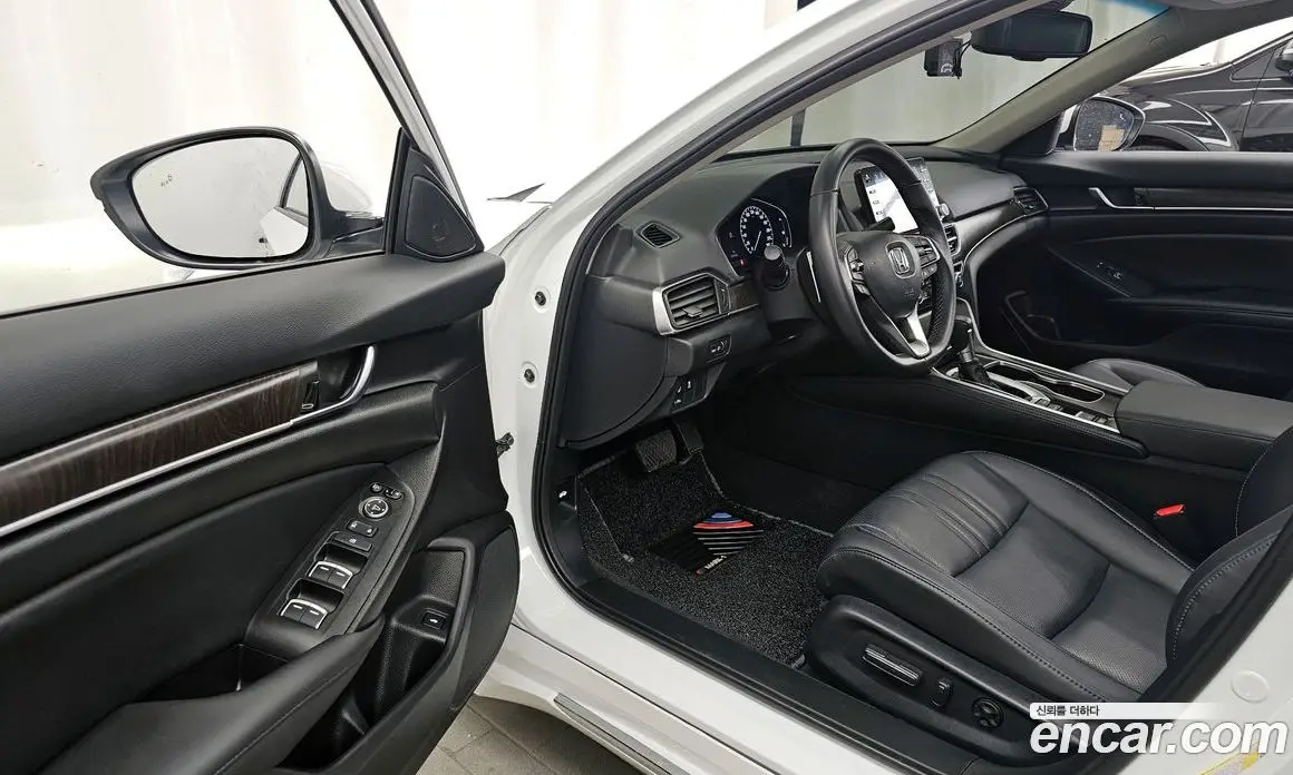 Honda Accord 2022 1.5 автомат (гидро), фото 13 Honda Accord 2022 1.5 автомат (гидро), фото 13
