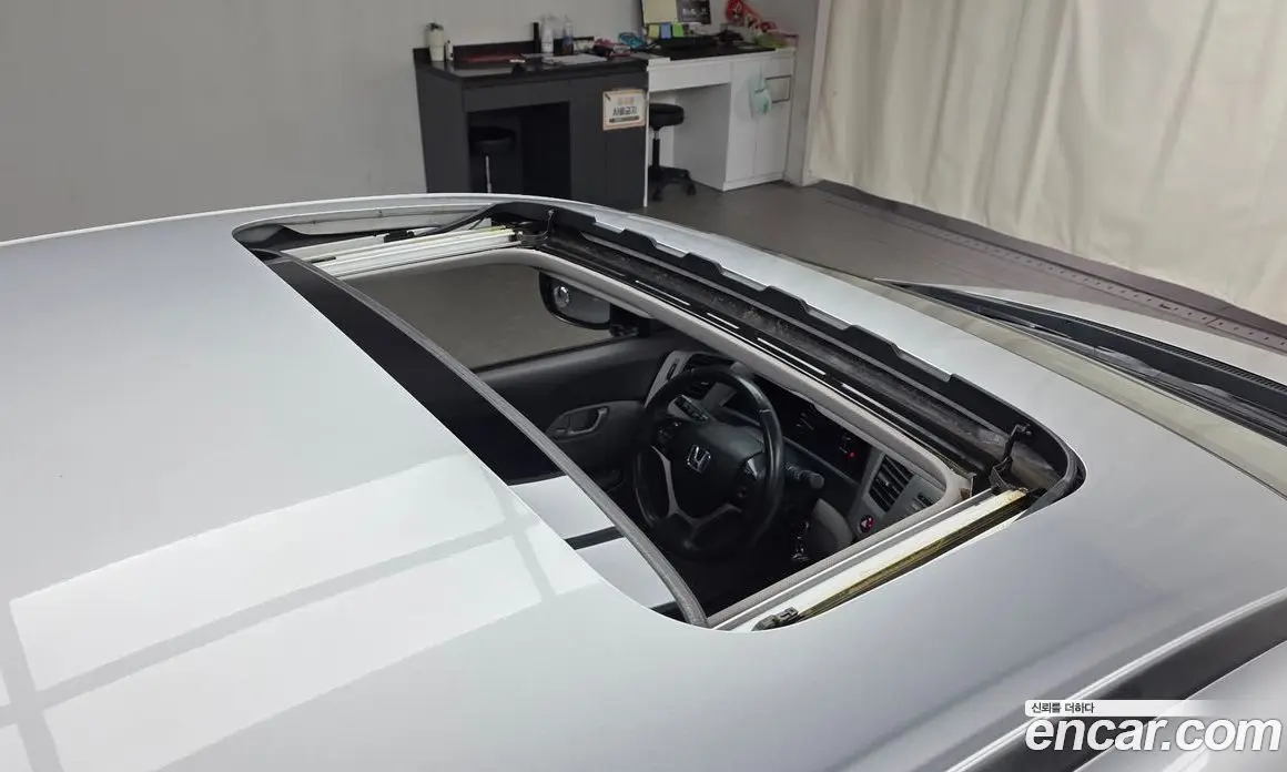 Honda Civic 2012 1.8 автомат (гидро), фото 19