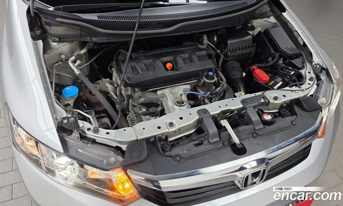Honda Civic 2012 1.8 автомат (гидро), фото 6