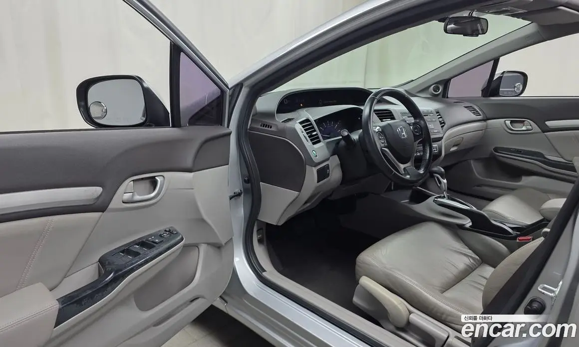 Honda Civic 2012 1.8 автомат (гидро), фото 10