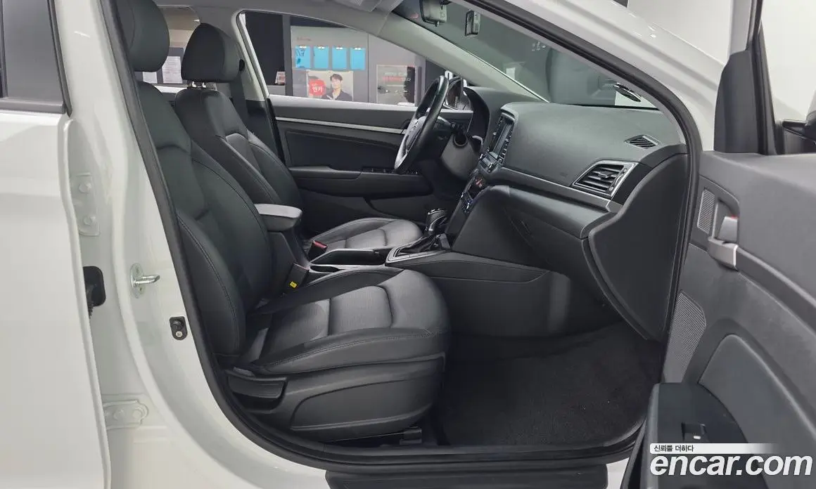 Hyundai Avante 2016 1.6 автомат (гидро), фото 17 Hyundai Avante 2016 1.6 автомат (гидро), фото 17