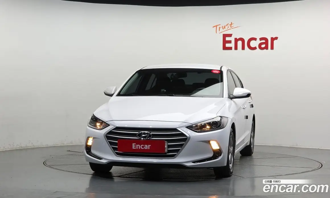 Hyundai Avante 2016 1.6 автомат (гидро), фото 3 Hyundai Avante 2016 1.6 автомат (гидро), фото 3