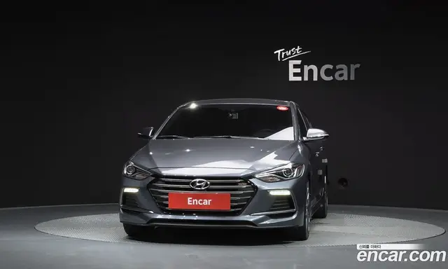 Hyundai Avante 2016 1.6 автомат (гидро), миниатюра 2