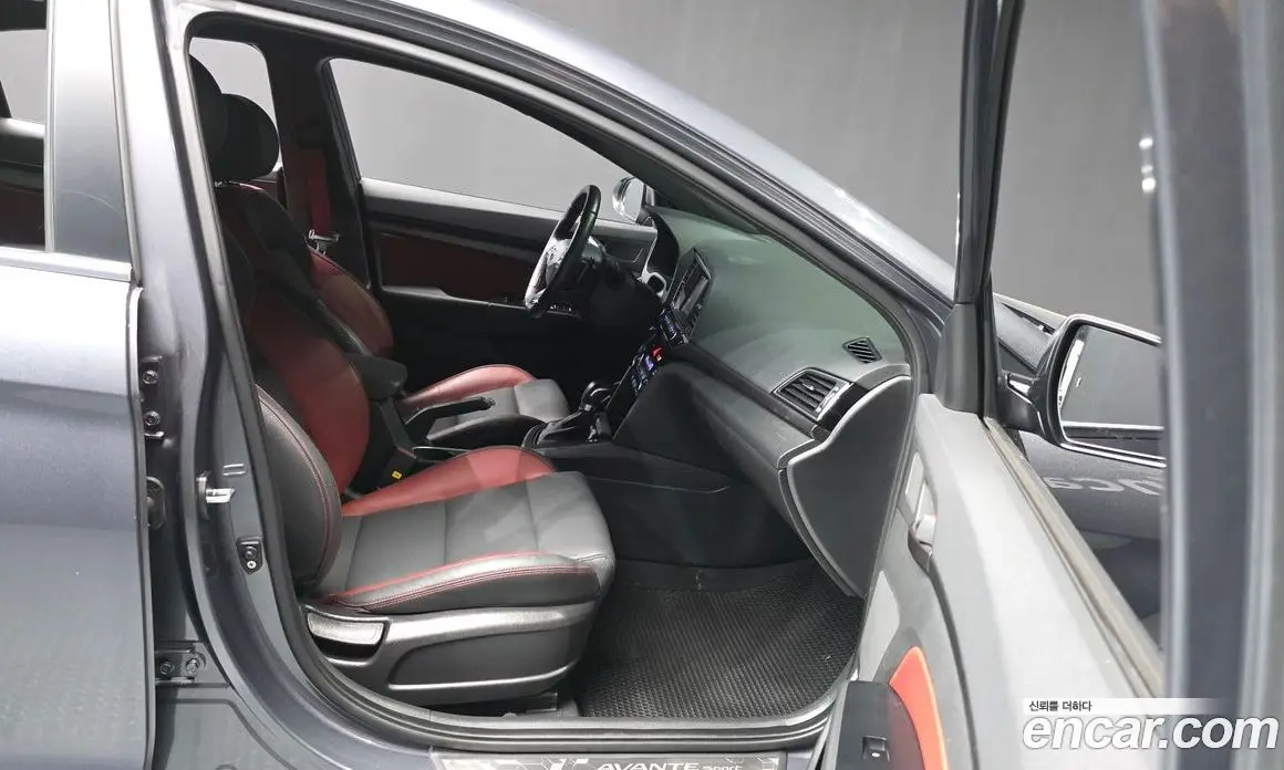 Hyundai Avante 2016 1.6 автомат (гидро), фото 16