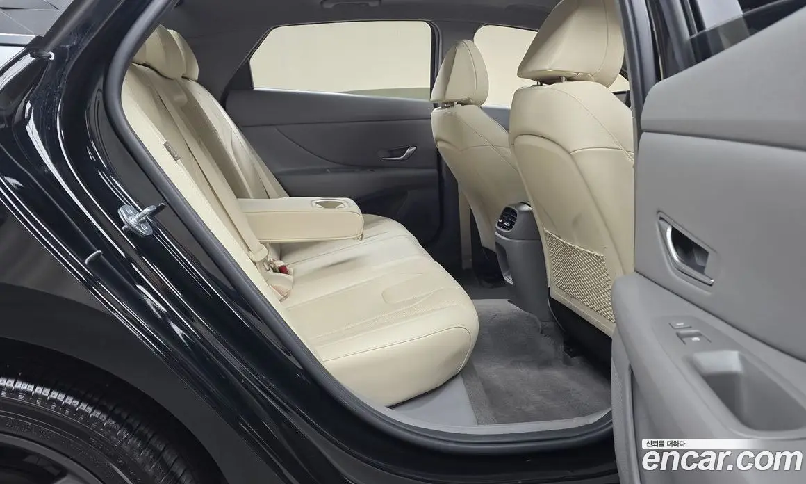 Hyundai Avante 2023 1.6 автомат (гидро), фото 17 Hyundai Avante 2023 1.6 автомат (гидро), фото 17