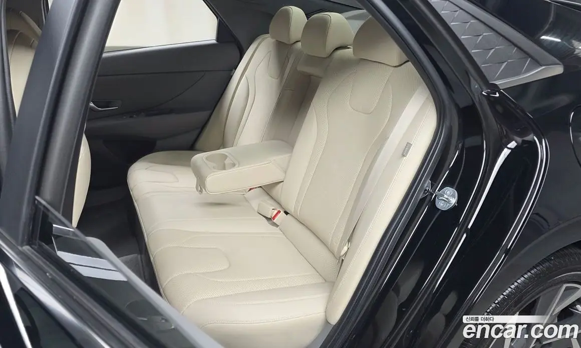 Hyundai Avante 2023 1.6 автомат (гидро), фото 18 Hyundai Avante 2023 1.6 автомат (гидро), фото 18