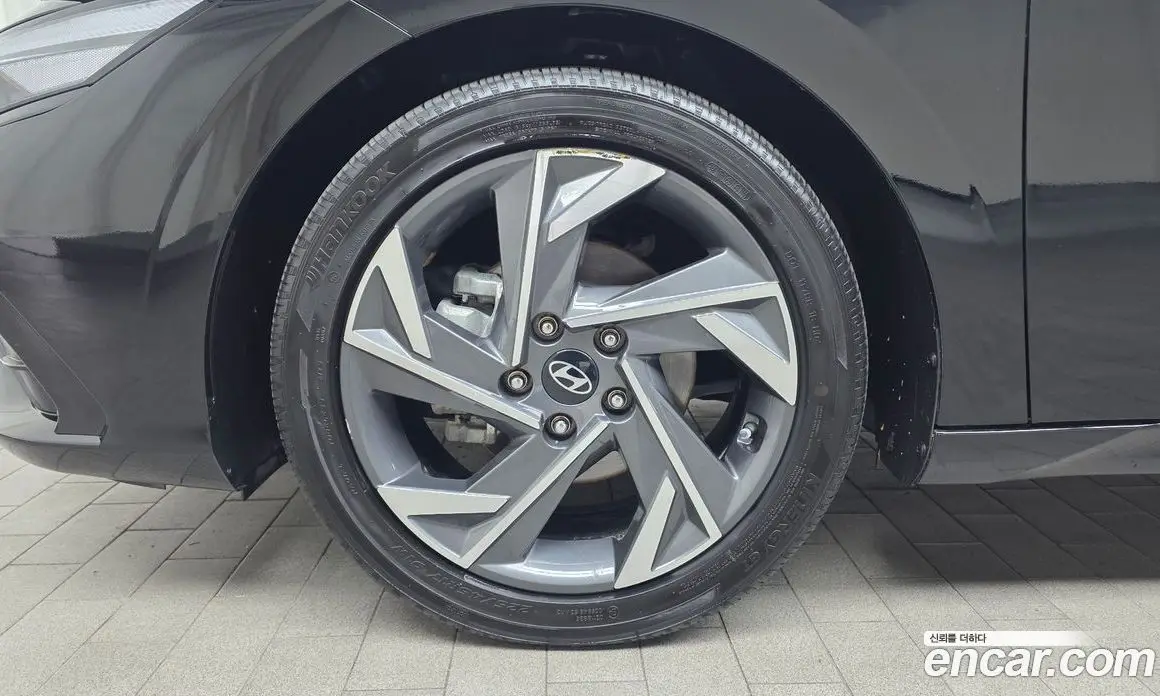 Hyundai Avante 2023 1.6 автомат (гидро), фото 5 Hyundai Avante 2023 1.6 автомат (гидро), фото 5