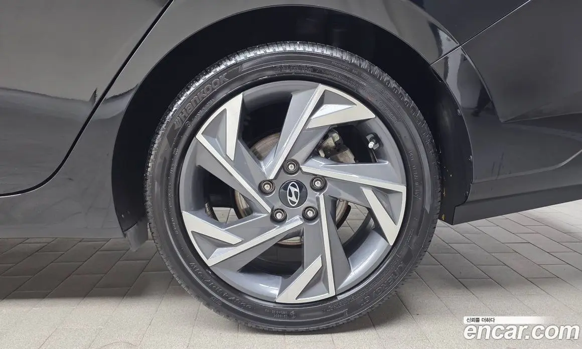 Hyundai Avante 2023 1.6 автомат (гидро), фото 7 Hyundai Avante 2023 1.6 автомат (гидро), фото 7