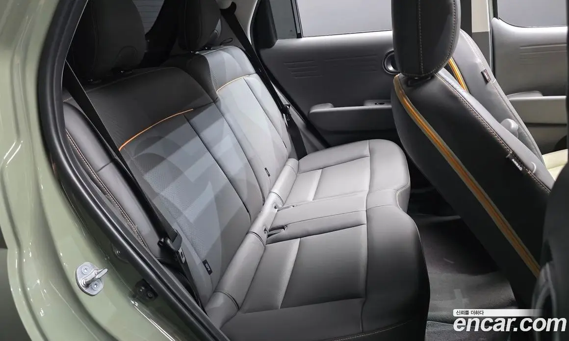 Hyundai Casper 2023 1.0 автомат (гидро), фото 17