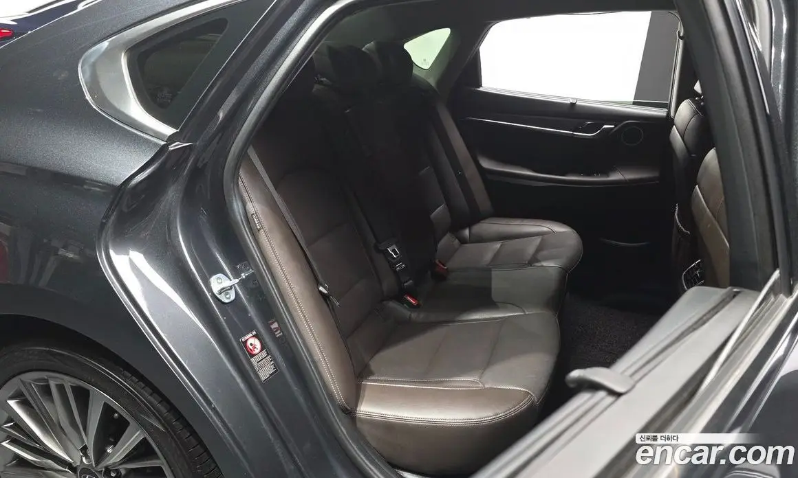 Hyundai Grandeur 2018 3.0 автомат (гидро), фото 12 Hyundai Grandeur 2018 3.0 автомат (гидро), фото 12