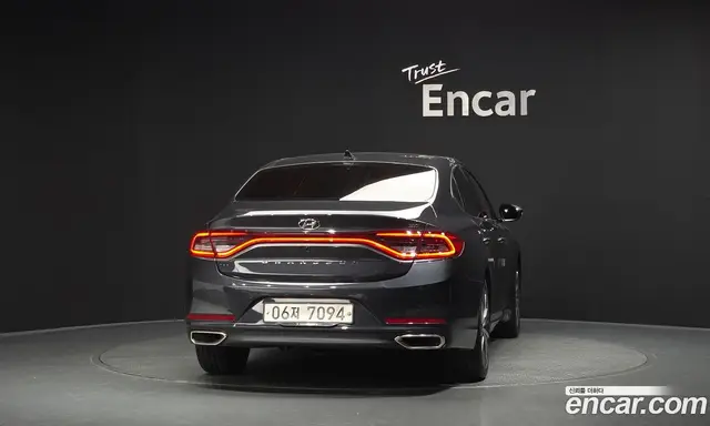 Hyundai Grandeur 2018 3.0 автомат (гидро), миниатюра 4 Hyundai Grandeur 2018 3.0 автомат (гидро), миниатюра 4