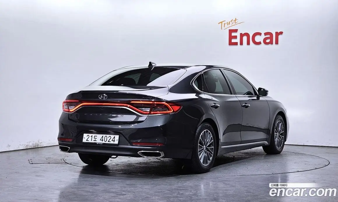 Hyundai Grandeur 2019 2.4 автомат (гидро), фото 1 Hyundai Grandeur 2019 2.4 автомат (гидро), фото 1