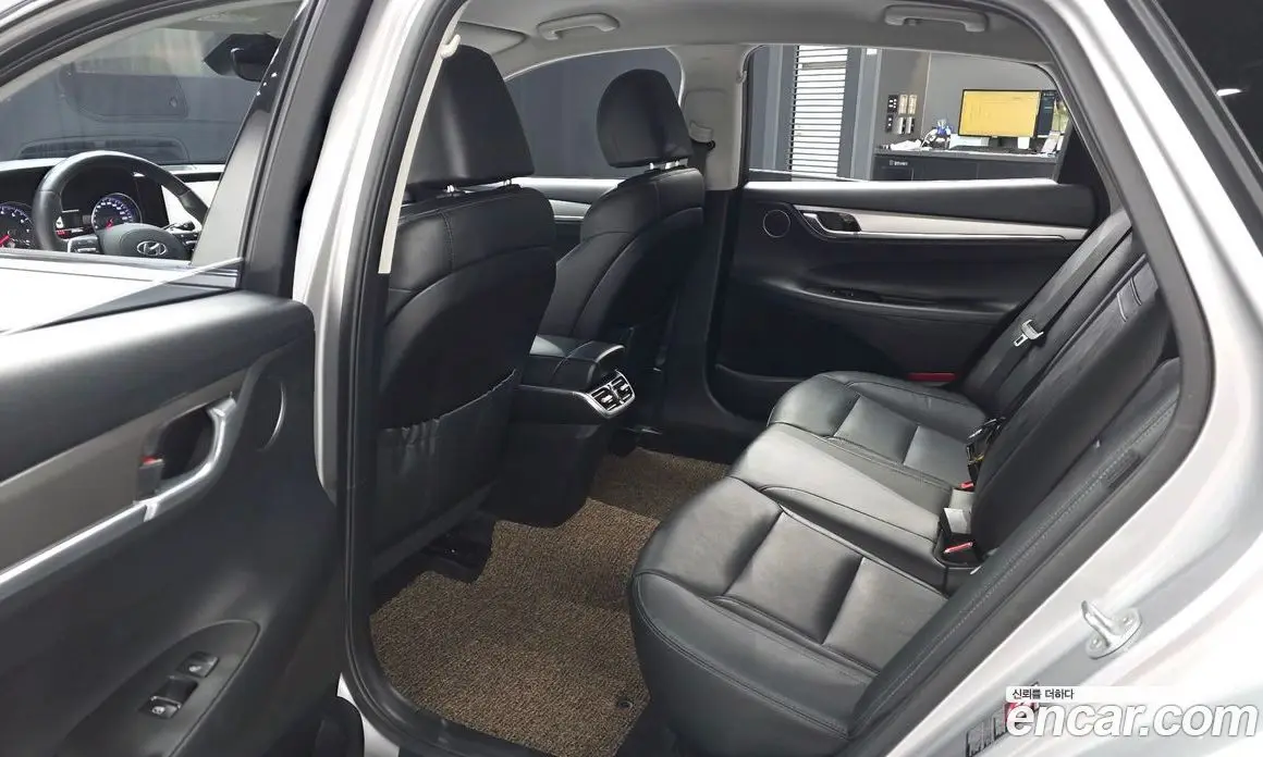 Hyundai Grandeur 2020 2.5 автомат (гидро), фото 16