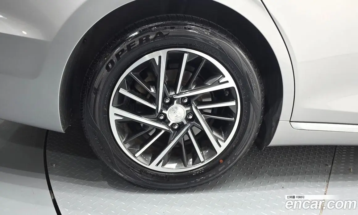 Hyundai Grandeur 2020 2.5 автомат (гидро), фото 7