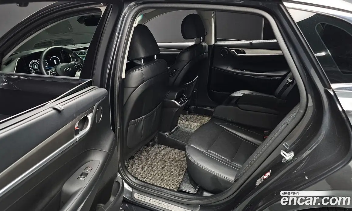 Hyundai Grandeur 2020 2.5 автомат (гидро), фото 18 Hyundai Grandeur 2020 2.5 автомат (гидро), фото 18