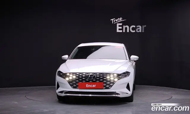 Hyundai Grandeur 2022 2.5 автомат (гидро), миниатюра 2