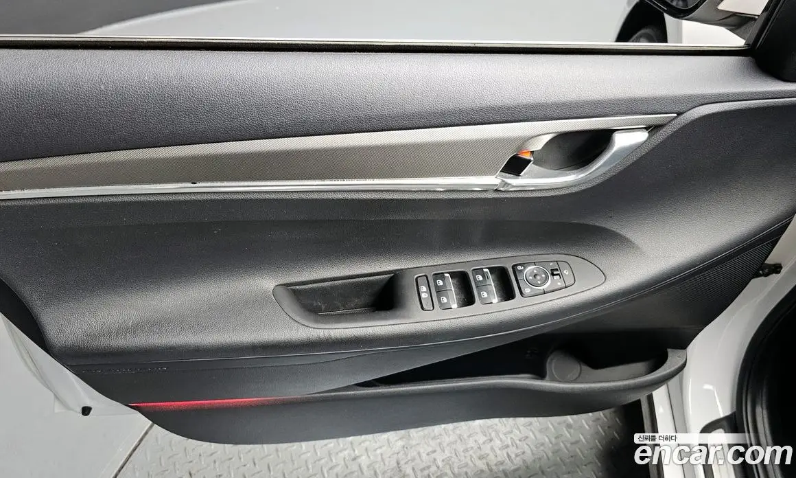 Hyundai Grandeur 2022 2.5 автомат (гидро), фото 13