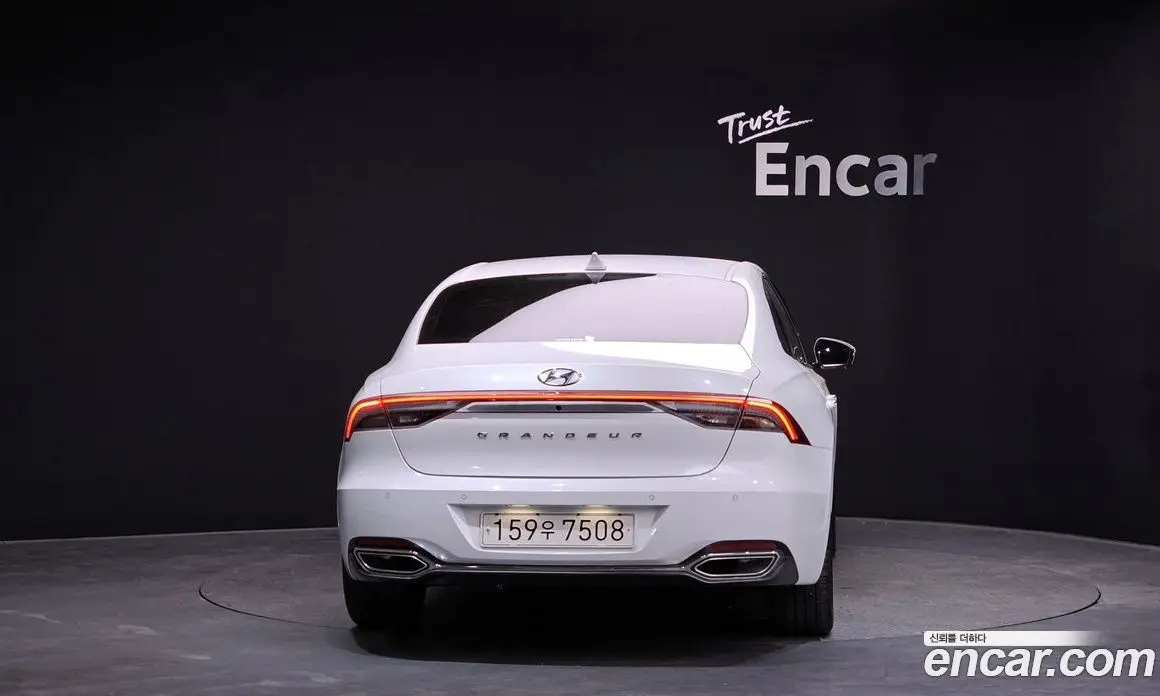 Hyundai Grandeur 2022 2.5 автомат (гидро), фото 3