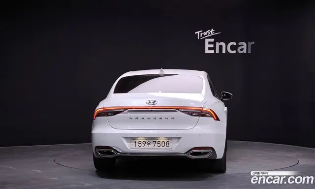 Hyundai Grandeur 2022 2.5 автомат (гидро), миниатюра 3