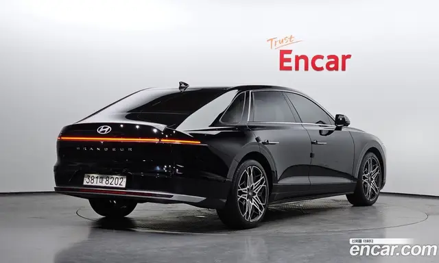 Hyundai Grandeur 2024 3.5 автомат (гидро), миниатюра 2