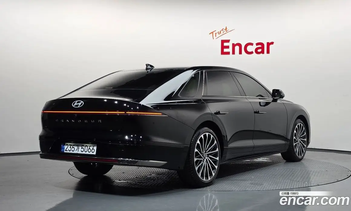 Hyundai Grandeur 2025 2.5 автомат (гидро), фото 2 Hyundai Grandeur 2025 2.5 автомат (гидро), фото 2