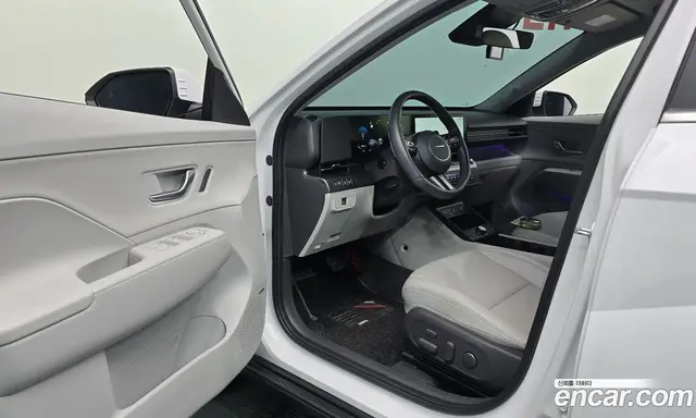 Hyundai Kona 2023 1.6 автомат (гидро), миниатюра 12