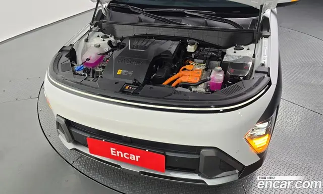 Hyundai Kona 2023 1.6 автомат (гидро), миниатюра 5
