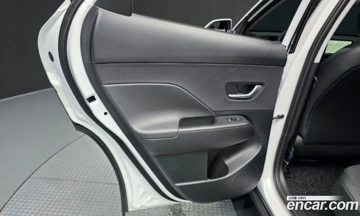 Hyundai Kona 2025 1.6 автомат (гидро), фото 15 Hyundai Kona 2025 1.6 автомат (гидро), фото 15