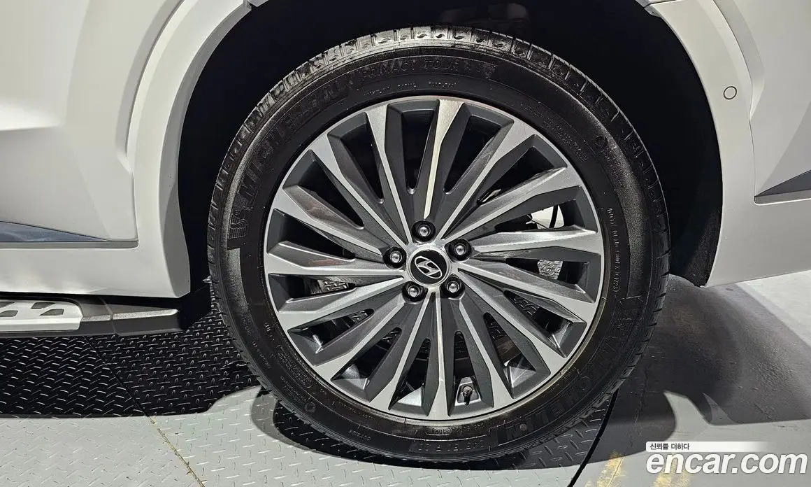 Hyundai Palisade 2023 2.2 автомат (гидро), фото 5 Hyundai Palisade 2023 2.2 автомат (гидро), фото 5