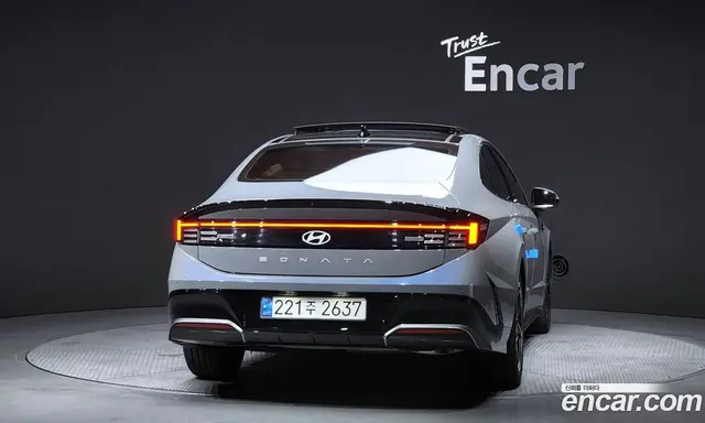 Hyundai Sonata 2024 1.6 автомат (гидро), миниатюра 4 Hyundai Sonata 2024 1.6 автомат (гидро), миниатюра 4