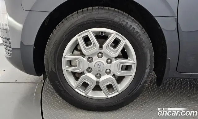 Hyundai Staria 2023 2.2 автомат (гидро), миниатюра 4