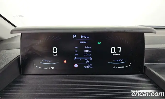 Hyundai Staria 2023 2.2 автомат (гидро), миниатюра 10