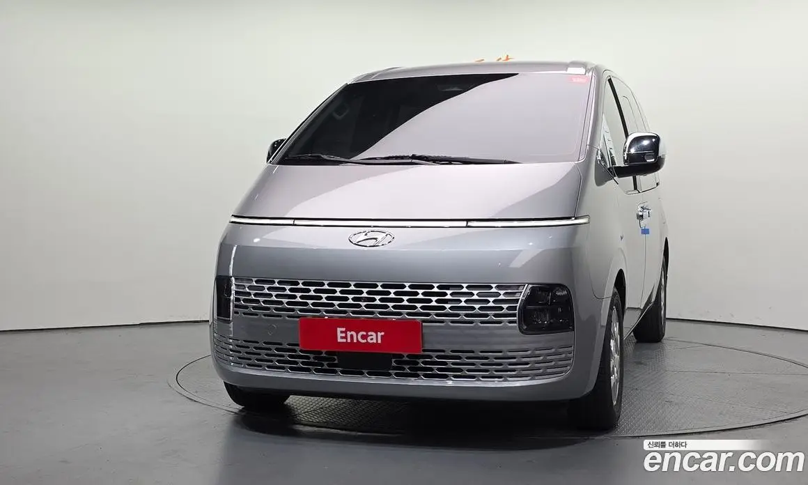 Hyundai Staria 2023 3.5 автомат (гидро), фото 3 Hyundai Staria 2023 3.5 автомат (гидро), фото 3
