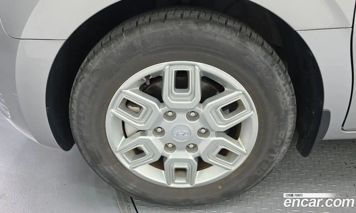 Hyundai Staria 2023 3.5 автомат (гидро), фото 5 Hyundai Staria 2023 3.5 автомат (гидро), фото 5