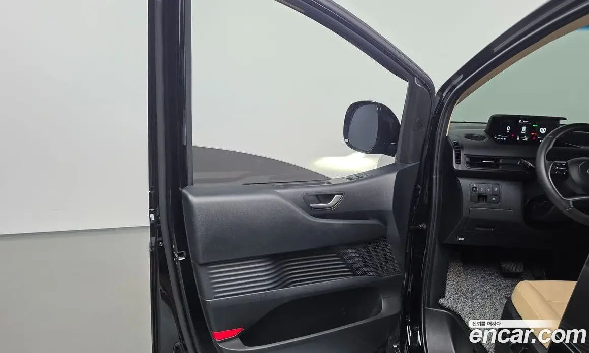Hyundai Staria 2025 2.2 автомат (гидро), фото 14 Hyundai Staria 2025 2.2 автомат (гидро), фото 14
