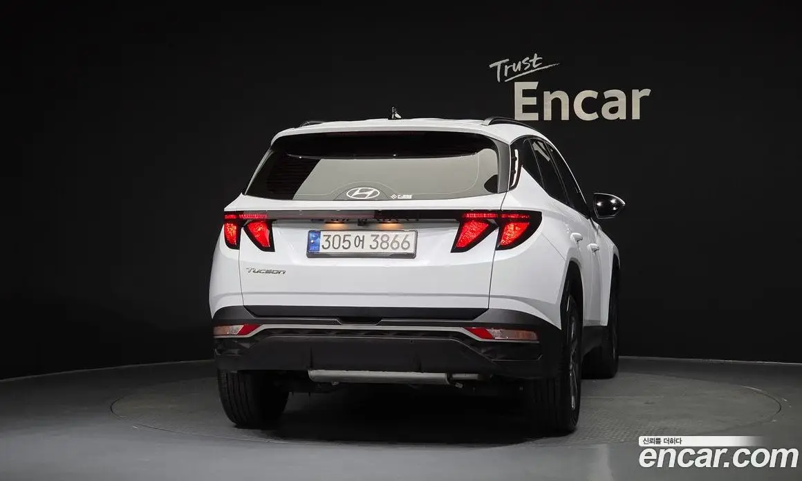Hyundai Tucson 2023 1.6 автомат (гидро), фото 4