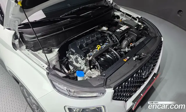 Hyundai Venue 2025 1.6 автомат (гидро), миниатюра 6