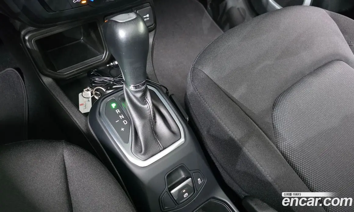 Jeep Renegade 2021 2.4 автомат (гидро), фото 12 Jeep Renegade 2021 2.4 автомат (гидро), фото 12