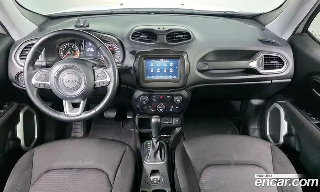 Jeep Renegade 2021 2.4 автомат (гидро), миниатюра 10 Jeep Renegade 2021 2.4 автомат (гидро), миниатюра 10