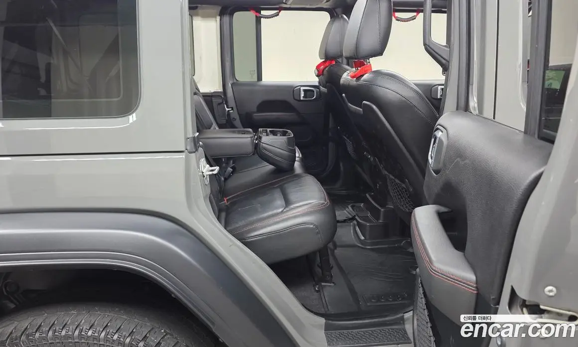 Jeep Wrangler 2021 2.0 автомат (гидро), фото 17