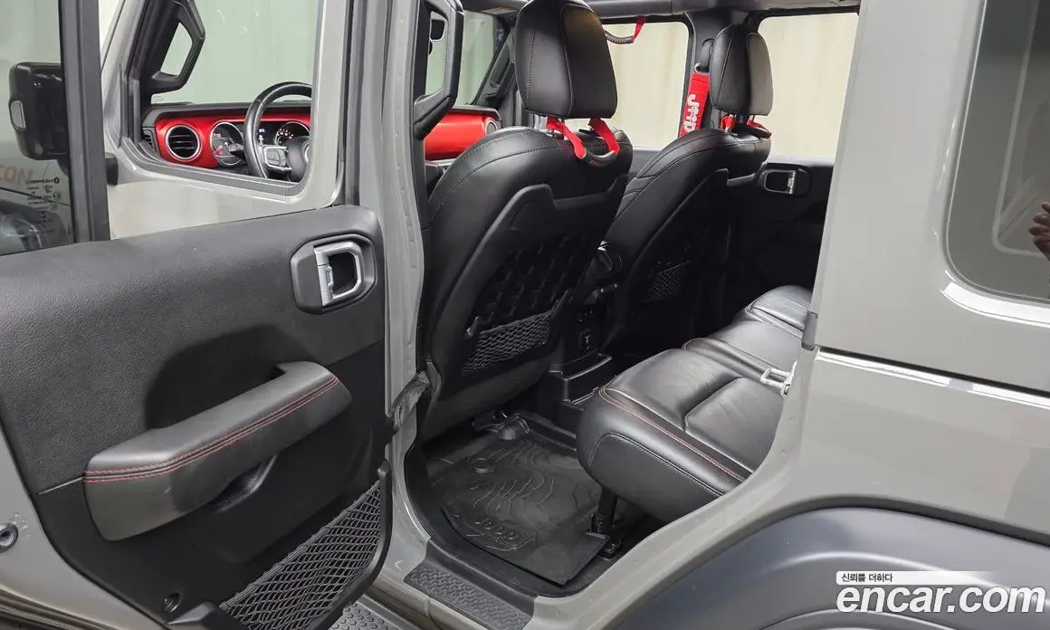 Jeep Wrangler 2021 2.0 автомат (гидро), фото 18