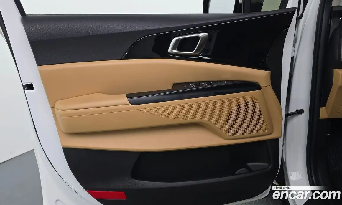 Kia Carnival 2022 2.2 автомат (гидро), фото 14 Kia Carnival 2022 2.2 автомат (гидро), фото 14